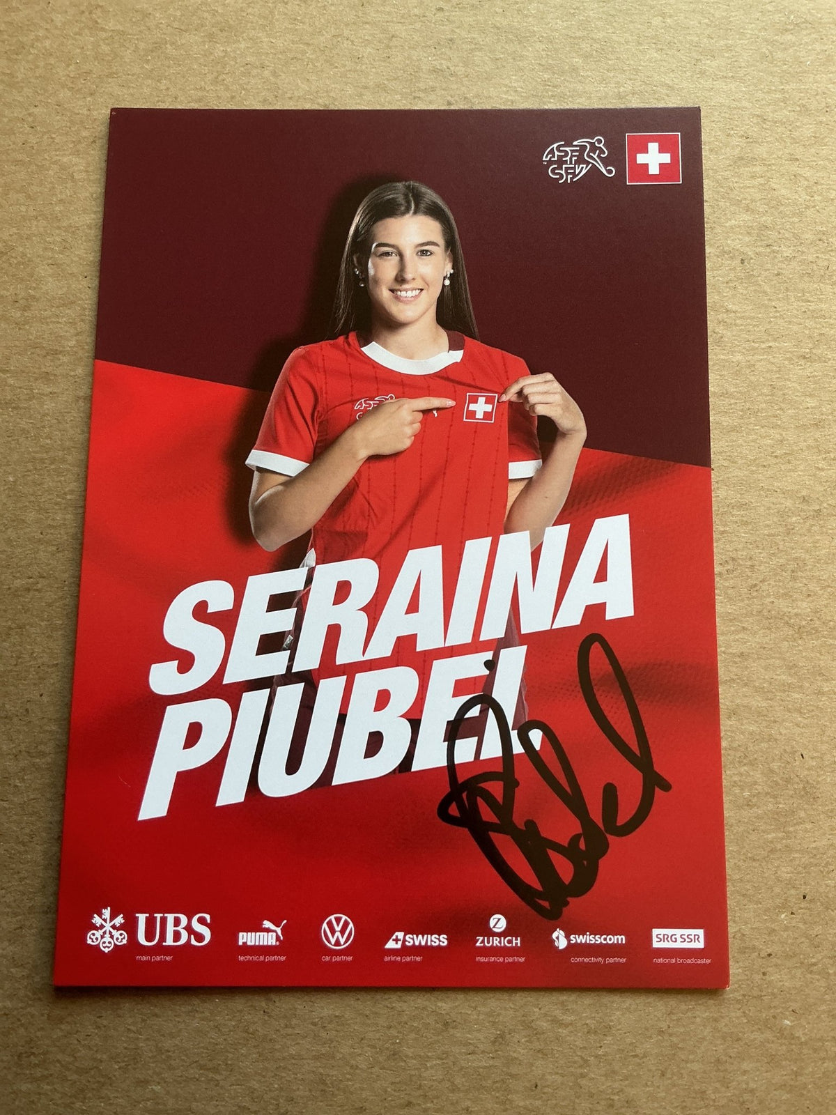 Seraina Piubel, Switzerland 🇨🇭 UEFA Euro Cup 2025 hand signed - Autographs-World