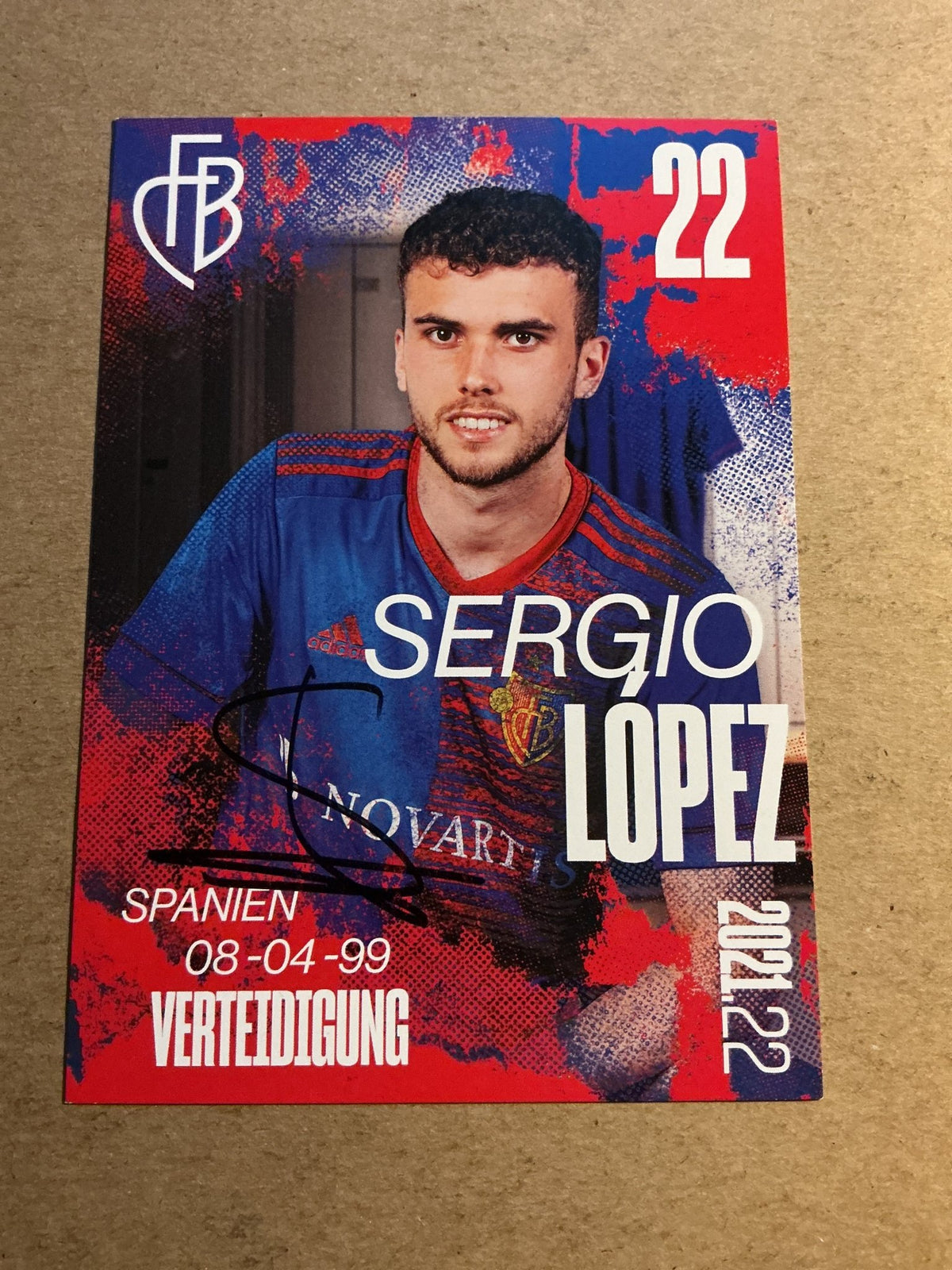 Sergio López, Spain 🇪🇸 FC Basel 2021/22 hand signed - Autographs-World