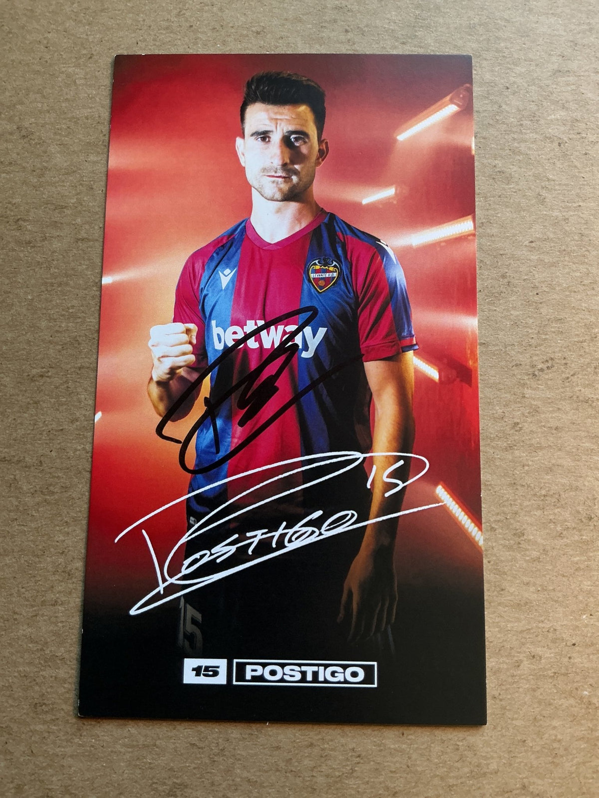 Sergio Postigo, Spain 🇪🇸 Levante UD 2020/21 hand signed - Autographs-World