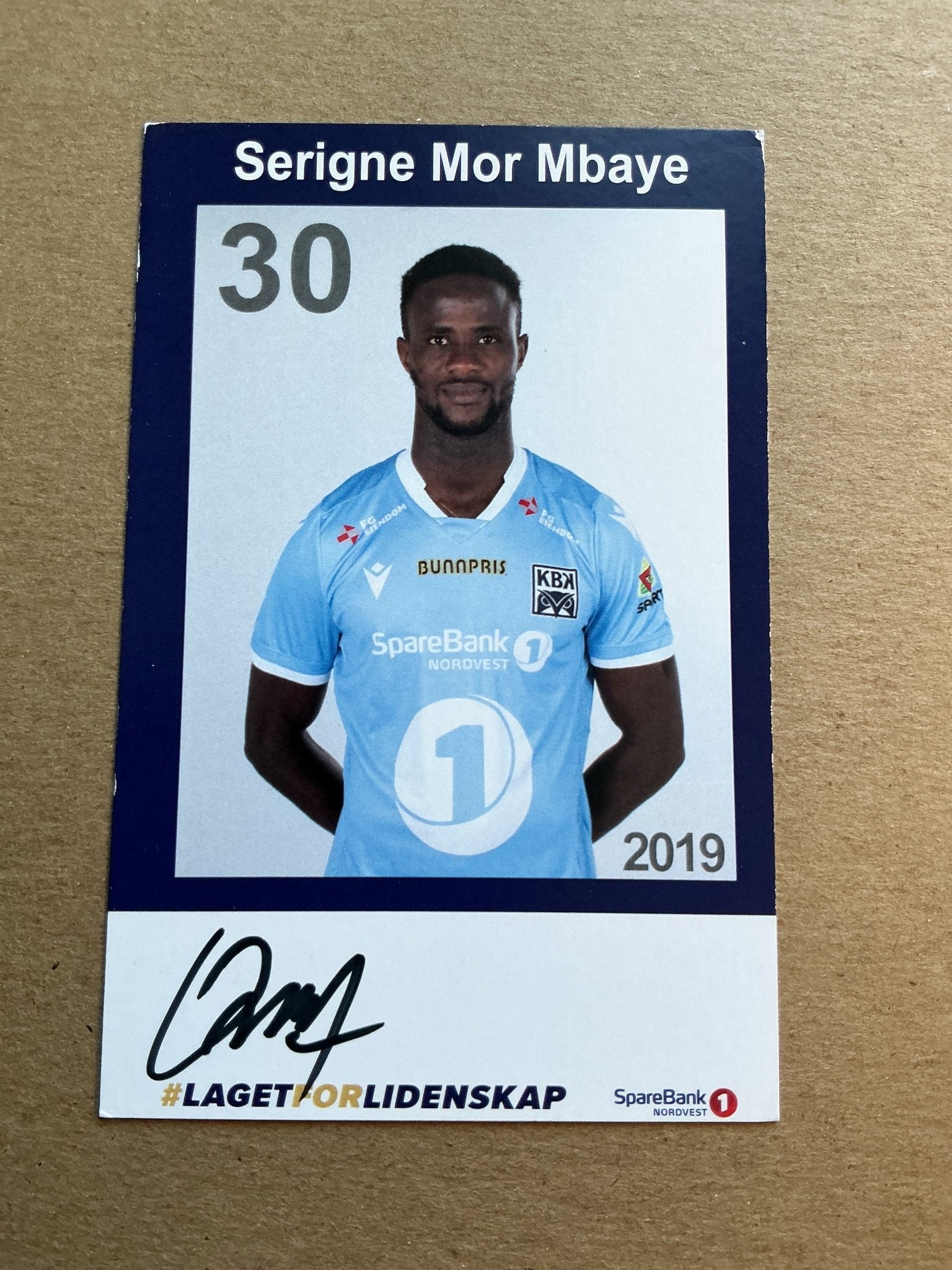 Serigne Mor Mbaye, Senegal 🇸🇳 Kristiansund BK 2019/20 hand signed - Autographs-World