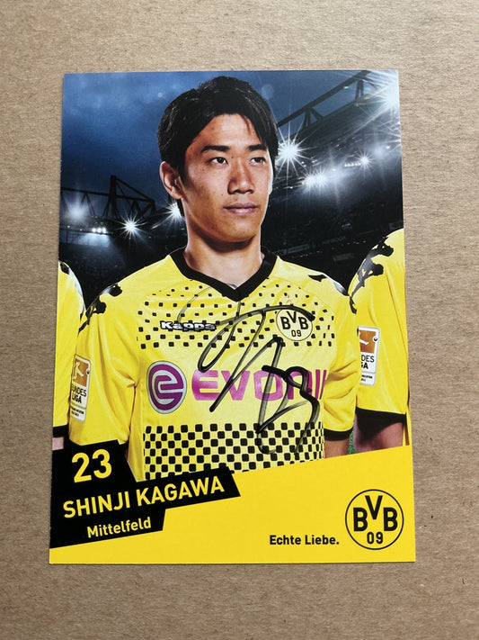 Shinji Kagawa, Japan 🇯🇵 Borussia Dortmund 2011/12 hand signed - Autographs-World