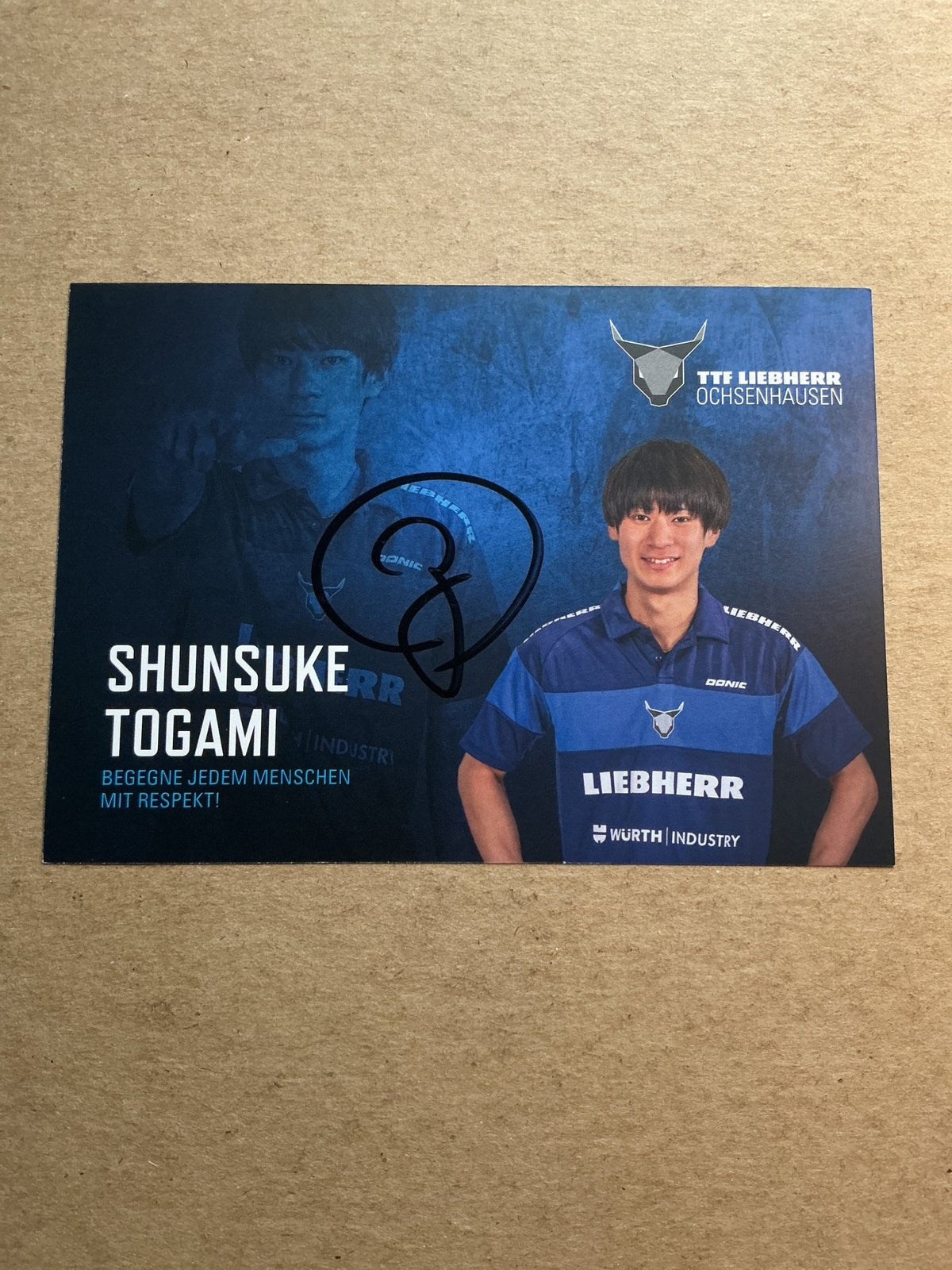 Shunsuke Togami, Japan 🇯🇵 Table Tennis Summer Olympics 2024 hand signed - Autographs-World