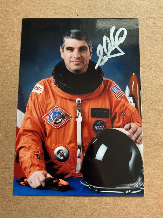 Sidney Gutierrez, USA 🇺🇸 Cosmonaut Space Other hand signed - Autographs-World