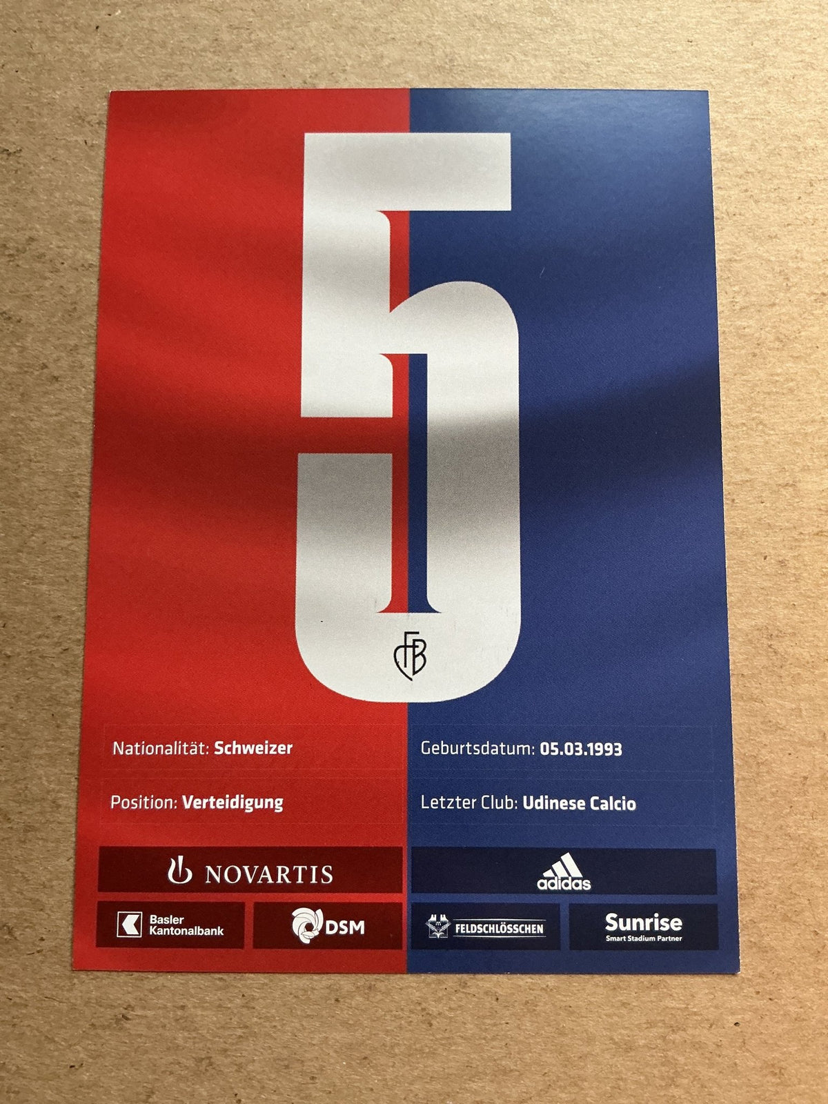 Silvan Widmer, Switzerland 🇨🇭 FC Basel 2019/20 hand signed - Autographs-World