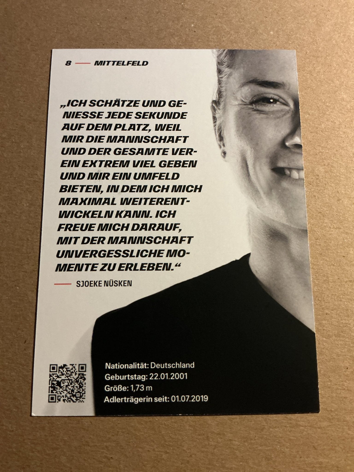 Sjoeke Nüsken, Germany 🇩🇪 Eintracht Frankfurt 2022/23 hand signed - Autographs-World