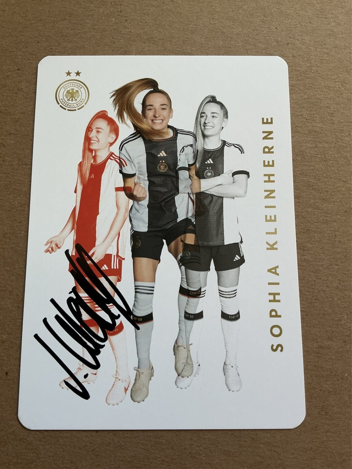Sophie Kleinherne, Germany 🇩🇪 FIFA World Cup 2023 hand signed - Autographs-World