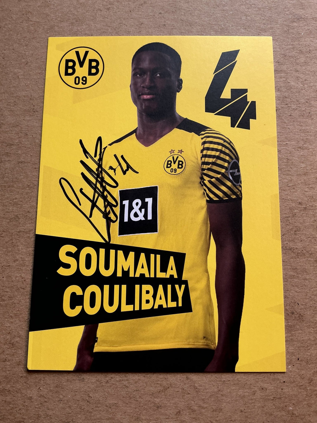 Soumaila Coulibaly, France 🇫🇷 Borussia Dortmund 2021/22 hand signed - Autographs-World