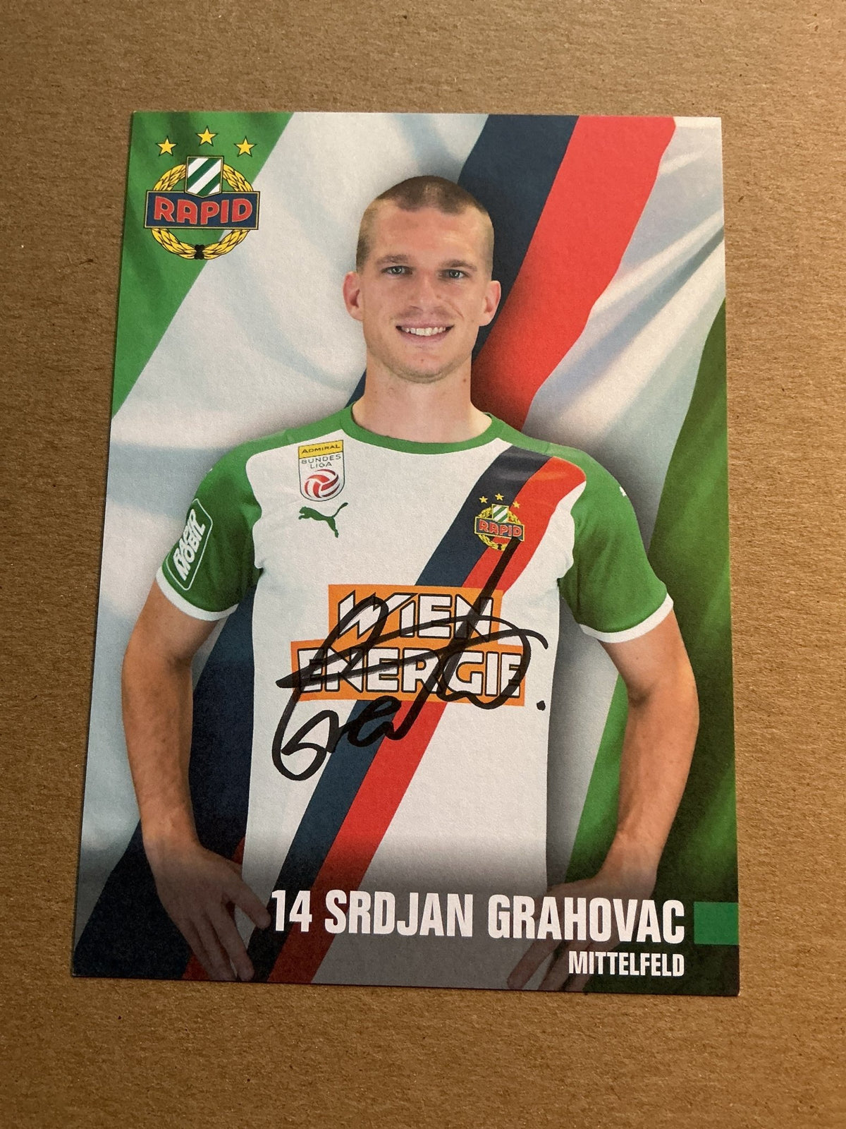 Srdjan Grahovac, Bosnia 🇧🇦 Rapid Wien 2021/22 hand signed - Autographs-World