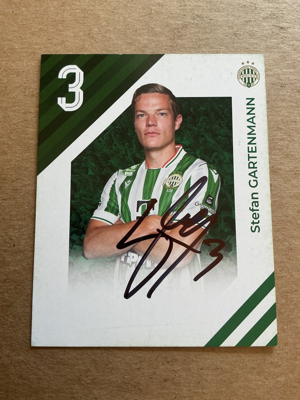 Stefan Gartenmann, Switzerland 🇨🇭 Ferencvaros TC 2024/25 hand signed - Autographs-World