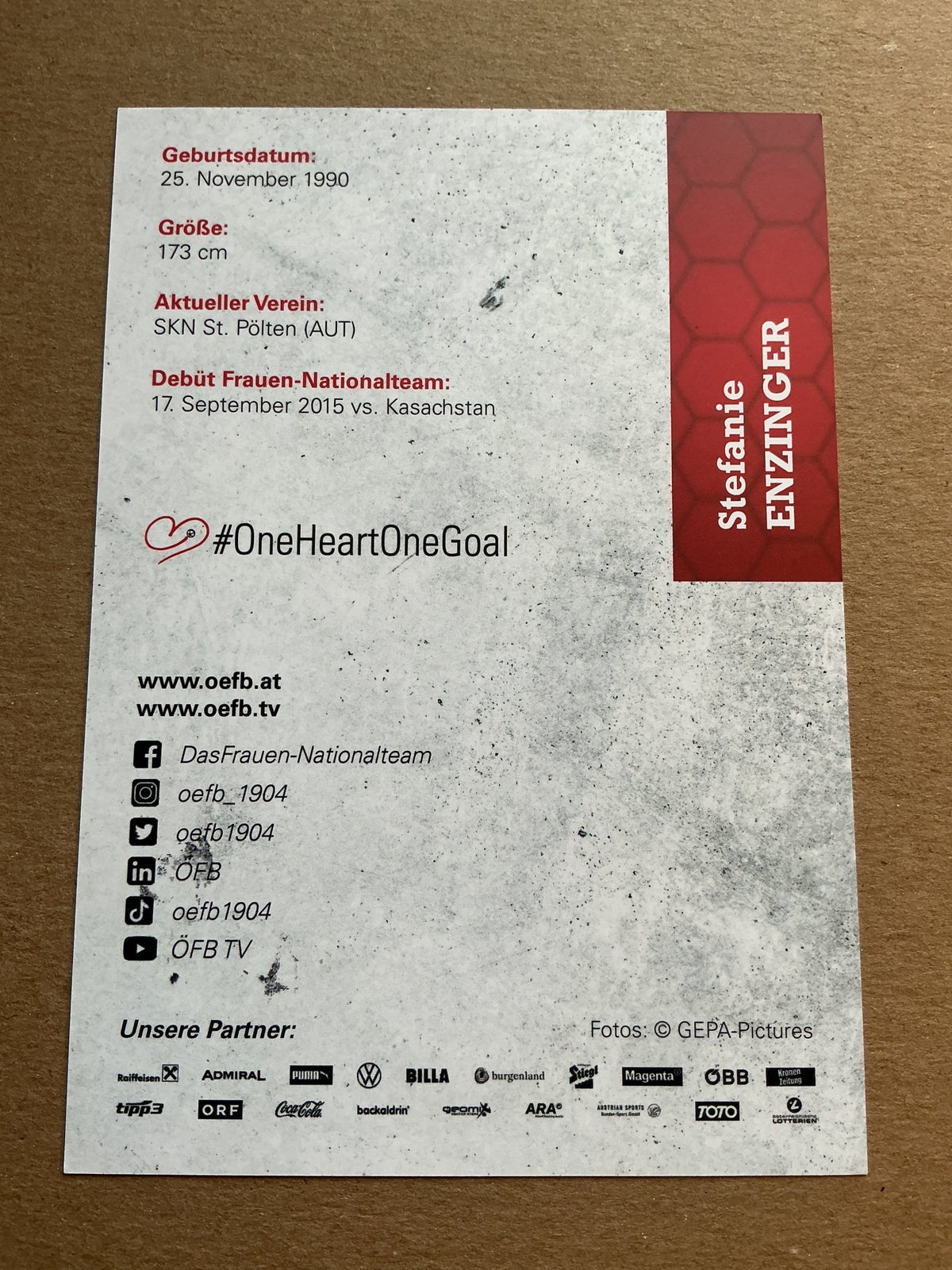 Stefanie Enzinger, Austria 🇦🇹 UEFA Women’s Euro 2022 hand signed - Autographs-World