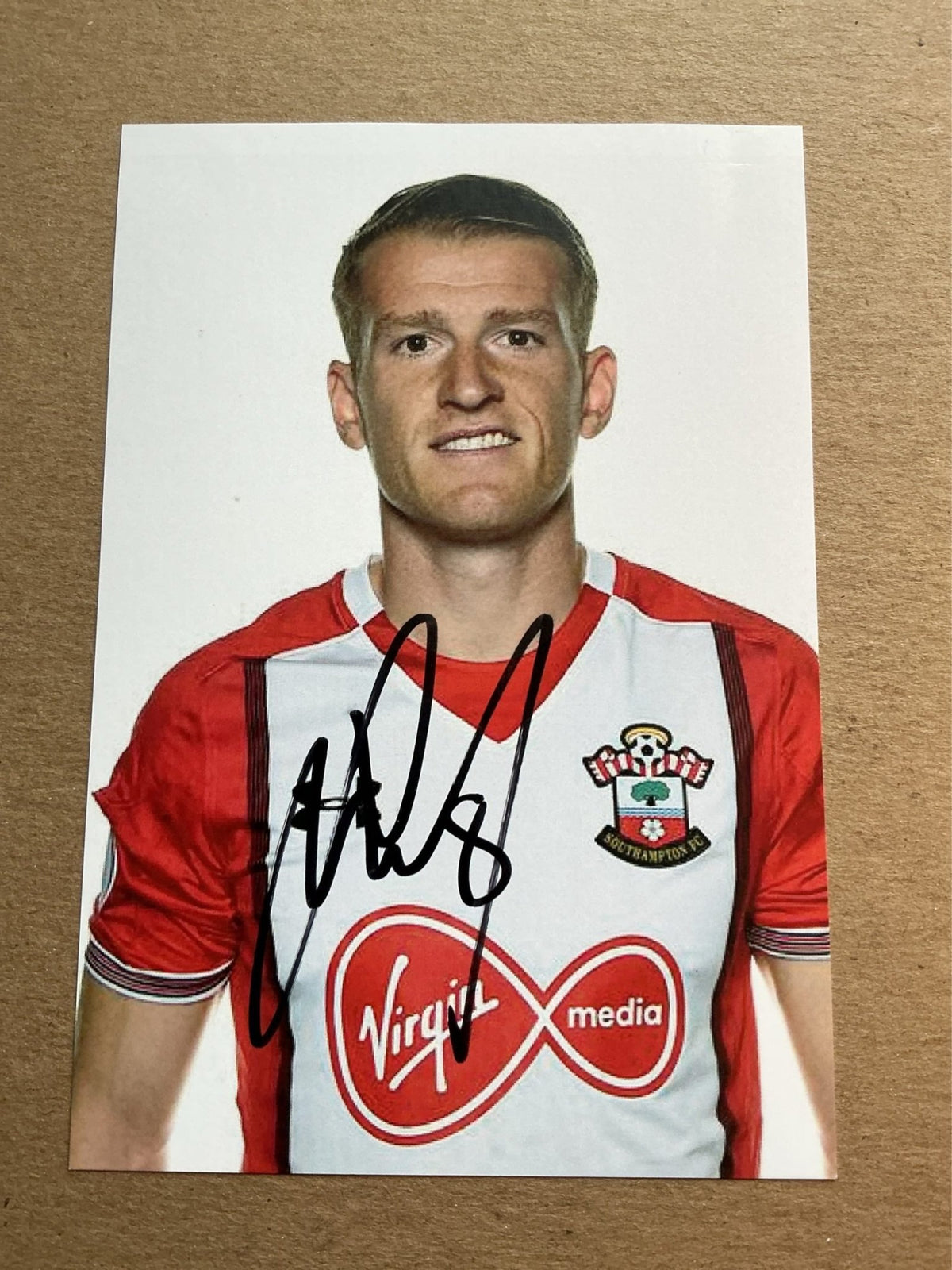 Stephen Davis, Northern Ireland , Southampton FC 2017/18 hand signed - Autographs-World