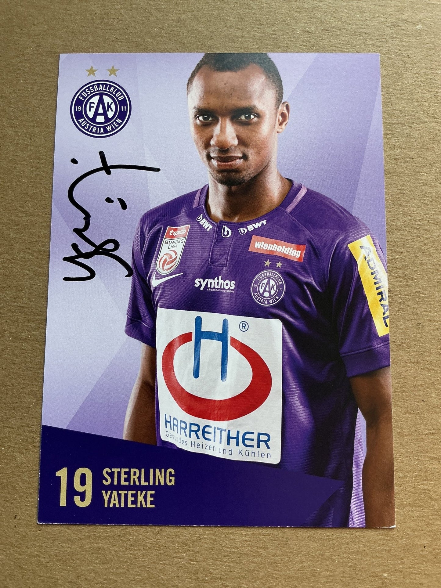 Sterling Yateke, Central African Republic 🇨🇫 Austria Wien 2019/20 hand signed - Autographs-World