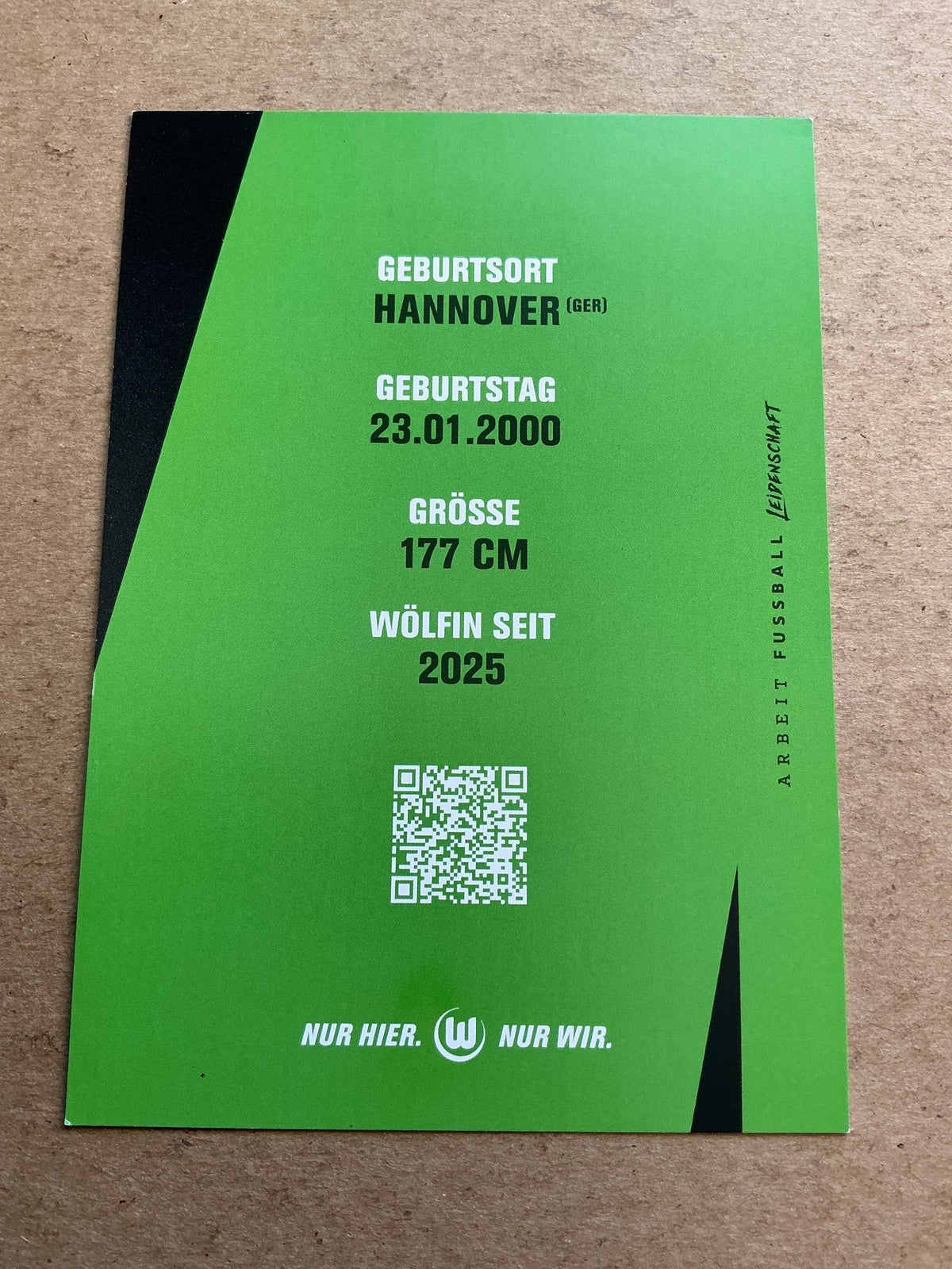 Stina Johannes, Germany 🇩🇪 VfL Wolfsburg 2025/26 hand signed - Autographs-World