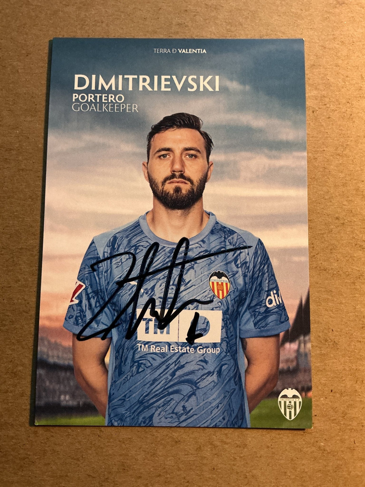 Stole Dimitrievski, North Macedonia 🇲🇰 Valencia CF 2025/26 hand signed - Autographs-World