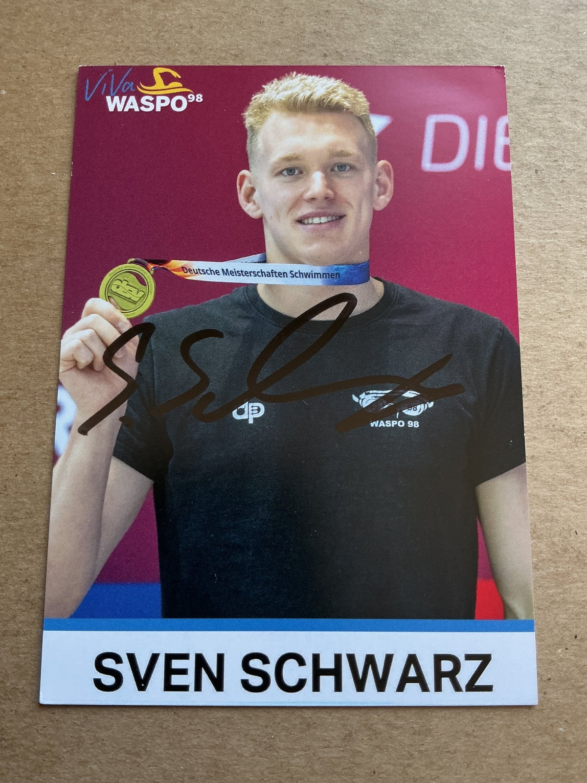 Sven Schwarz, Germany 🇩🇪 Swimming Summer Olympics 2024 hand signed - Autographs-World