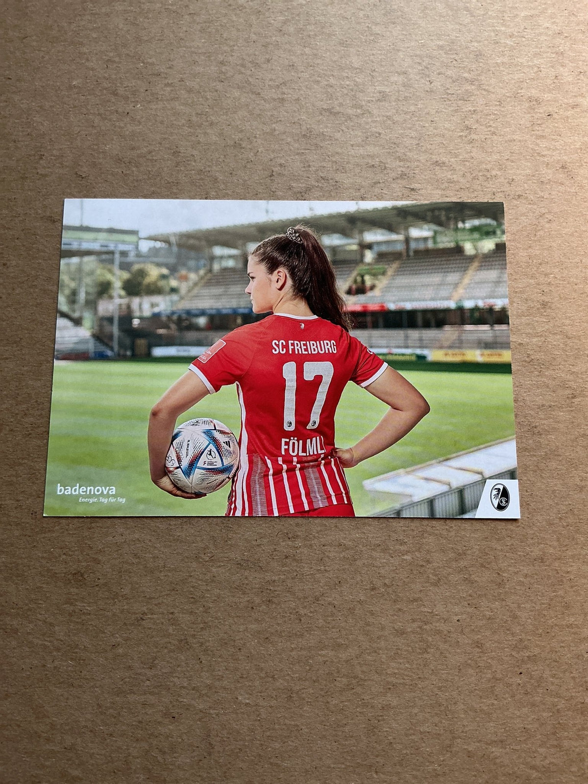 Svenja Fölmli, Switzerland 🇨🇭 SC Freiburg 2022/23 hand signed - Autographs-World