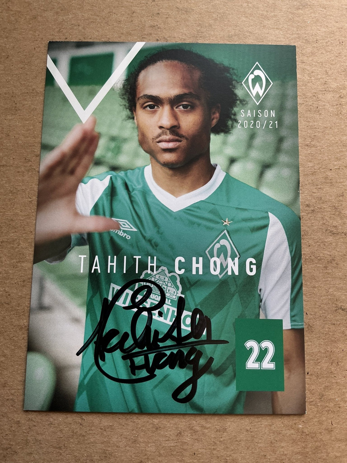 Tahith Chong, Curaçao 🇨🇼 SV Werder Bremen 2020/21 hand signed - Autographs-World