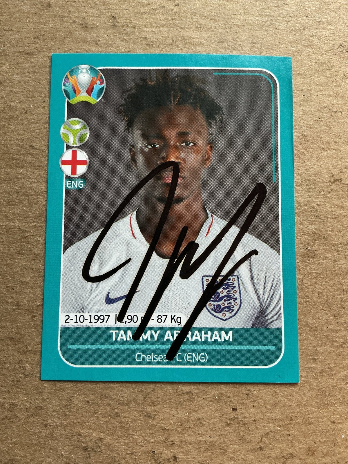 Tammy Abraham, England 🏴󠁧󠁢󠁥󠁮󠁧󠁿 UEFA Euro 2020 Panini hand signed - Autographs-World