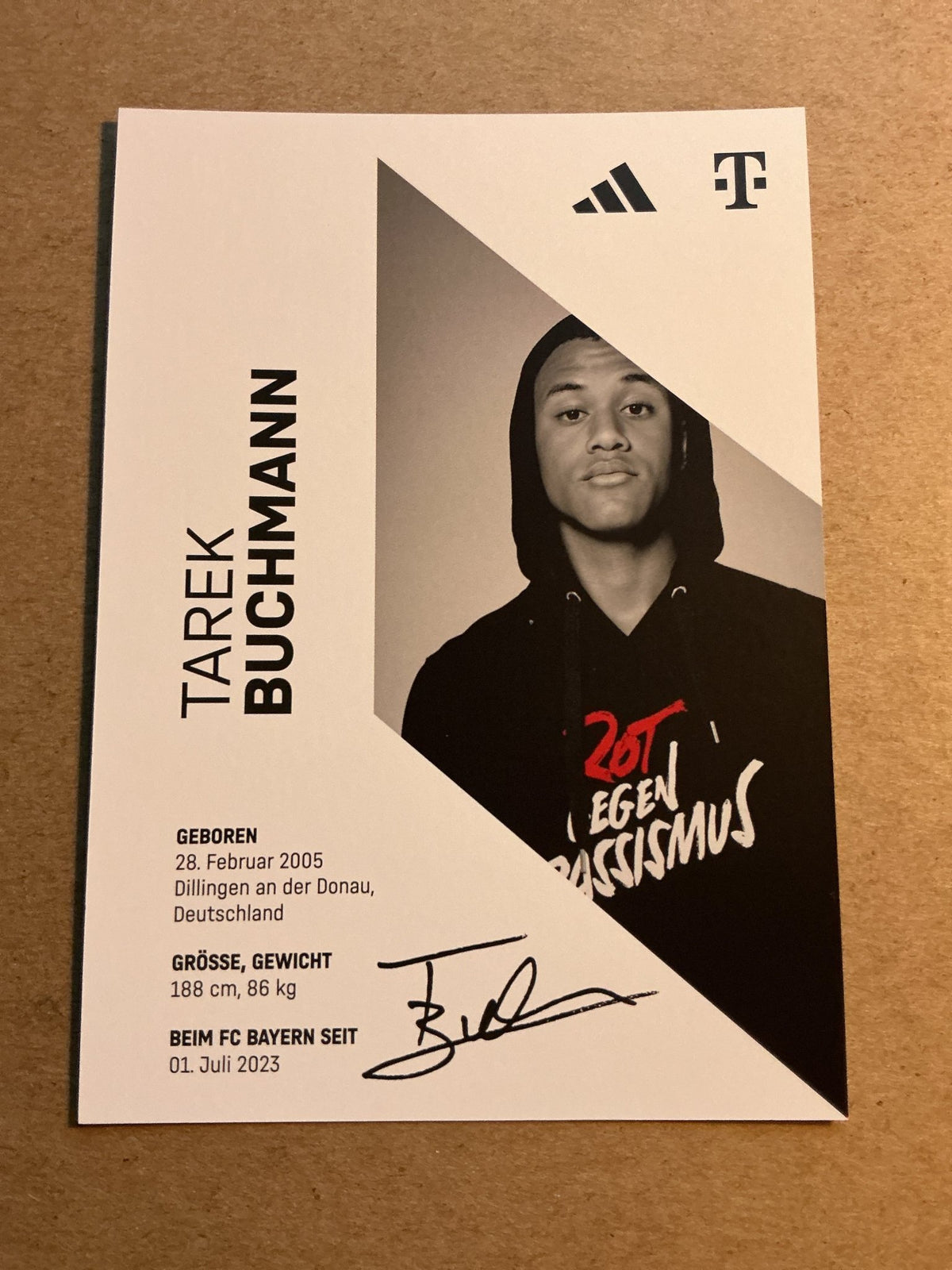 Tarek Buchmann, Germany 🇩🇪 FC Bayern München 2023/24 hand signed - Autographs-World