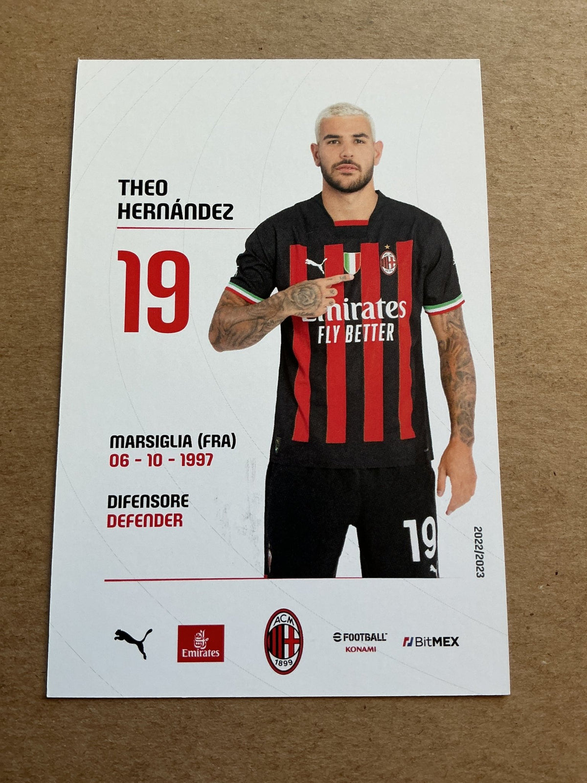 Theo Hernández, France 🇫🇷 AC Milan 2022/23 hand signed - Autographs-World