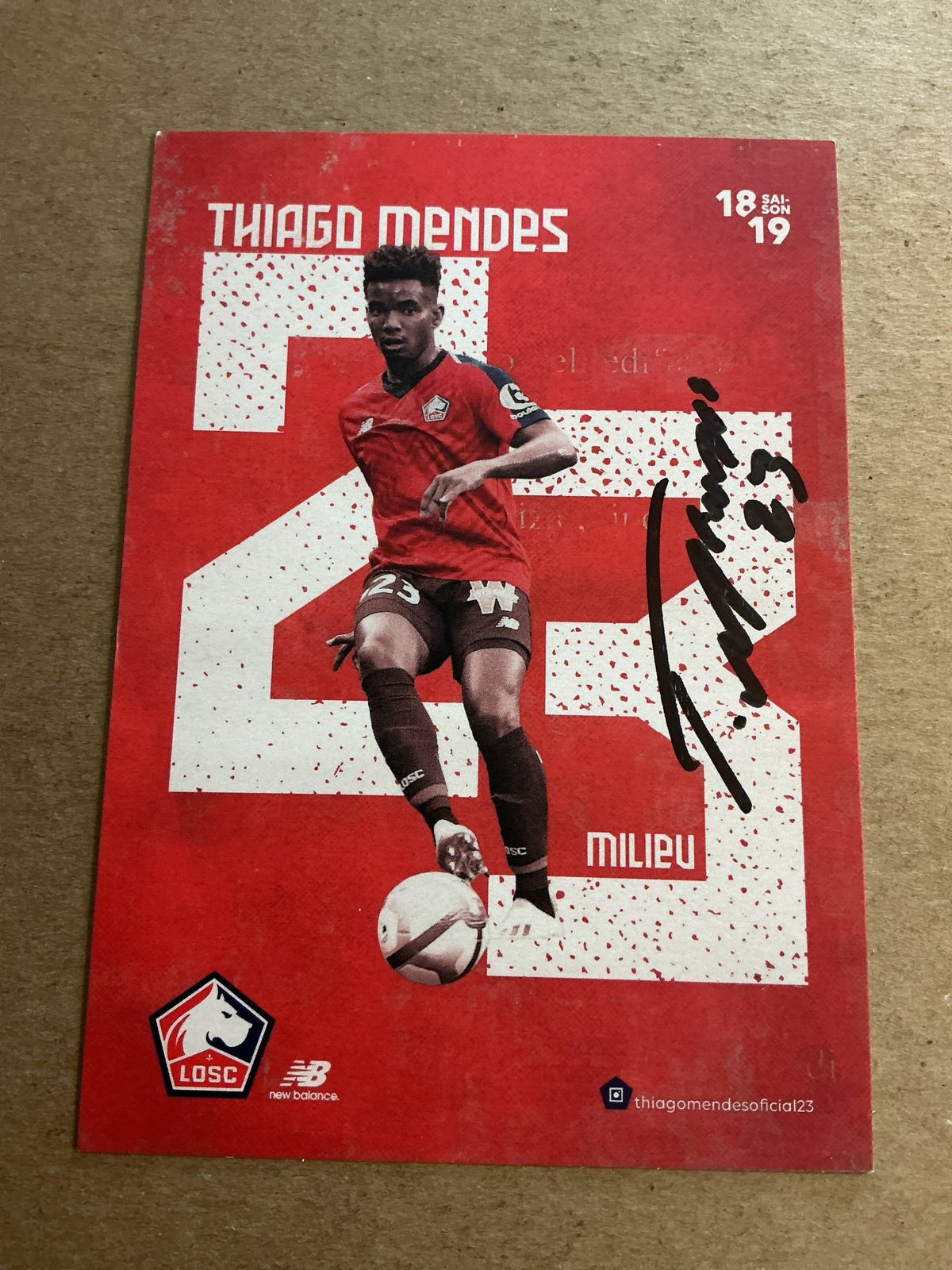 Thiago Mendes, Brazil 🇧🇷 Lille OSC 2018/19 hand signed - Autographs-World
