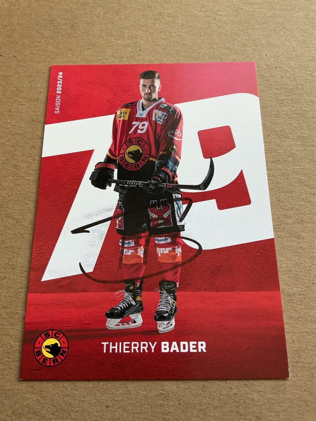 Thierry Bader, Switzerland 🇨🇭 SC Bern 2023/24 hand signed - Autographs-World