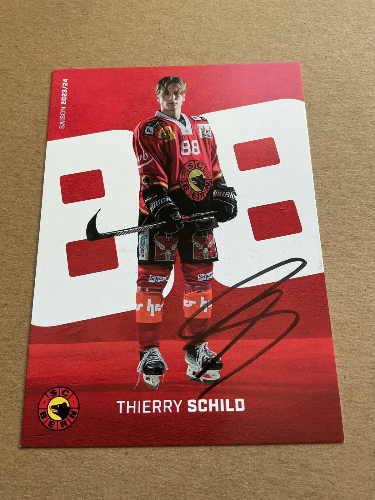 Thierry Schild, Switzerland 🇨🇭 SC Bern 2023/24 hand signed - Autographs-World