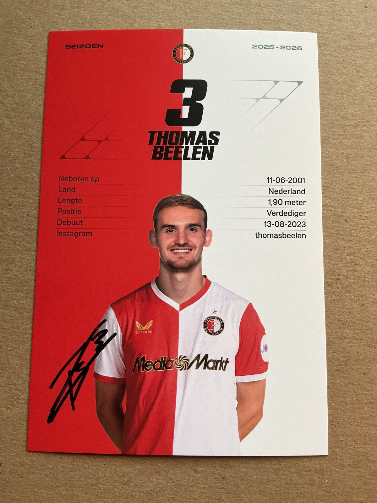 Thomas Beelen, Netherlands 🇳🇱 Feyenoord Rotterdam 2025/26 hand signed - Autographs-World