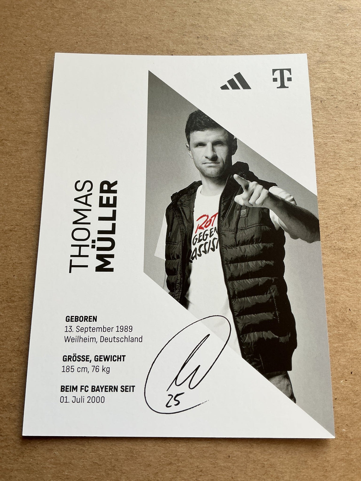 Thomas Müller, Germany 🇩🇪 FC Bayern München 2023/24 hand signed - Autographs-World