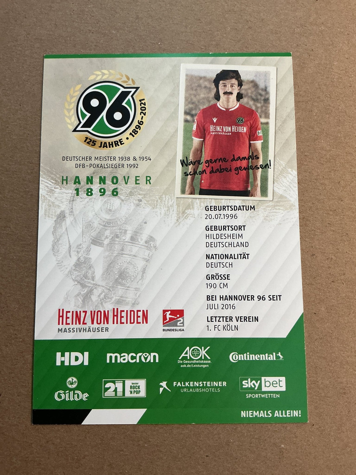 Timo Hübers, Germany 🇩🇪 Hannover 96 2020/21 hand signed - Autographs-World