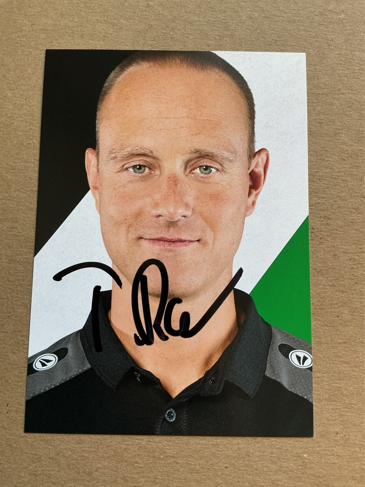 Timo Rosenberg, Germany 🇩🇪 Hannover 96 2017/18 hand signed - Autographs-World