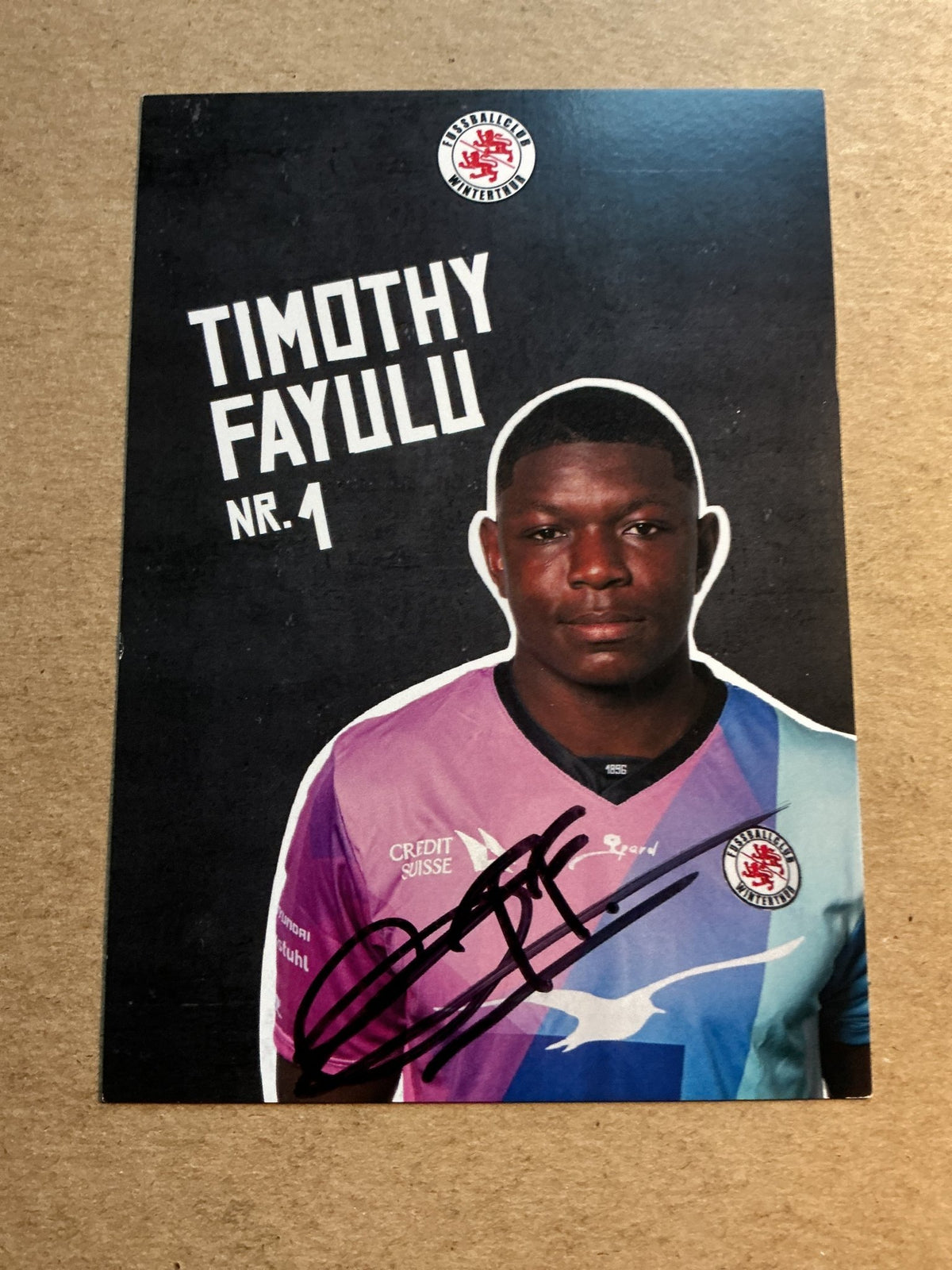 Timothy Fayulu, Democratic Republic of Kongo 🇨🇩 FC Winterthur 2022/23 hand signed - Autographs-World