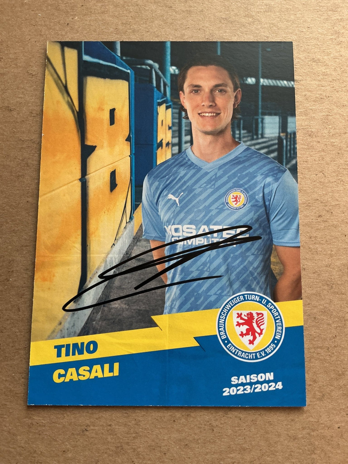 Tino Casali, Austria 🇦🇹 Eintracht Braunschweig 2023/24 hand signed - Autographs-World