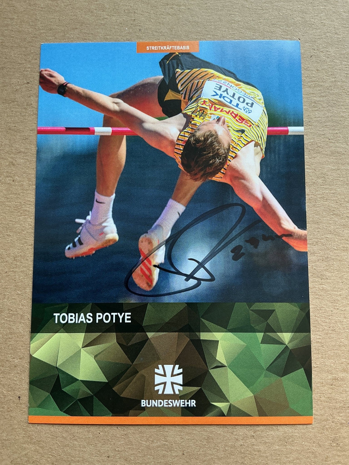 Tobias Potye, Germany 🇩🇪 Athletics Summer Olympics 2024 hand signed - Autographs-World