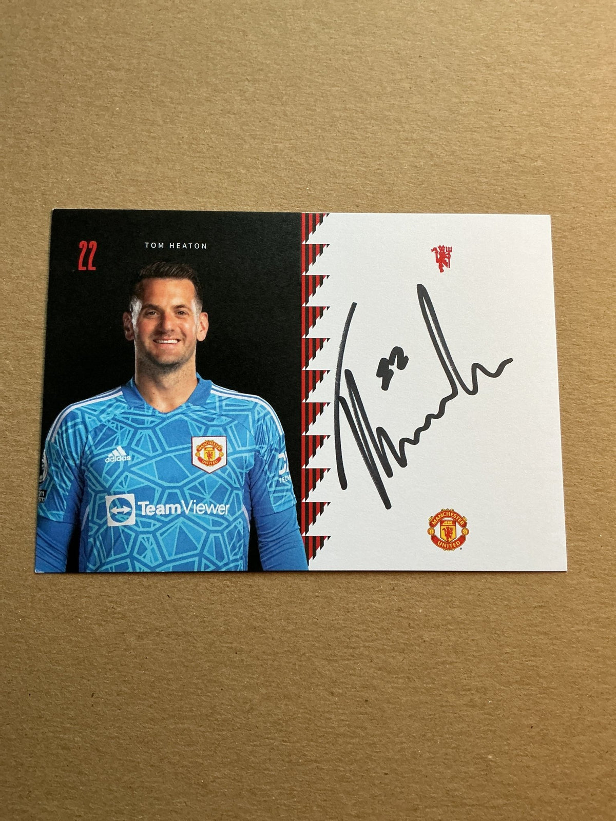 Tom Heaton, England 🏴󠁧󠁢󠁥󠁮󠁧󠁿 Manchester United 2022/23 hand signed - Autographs-World