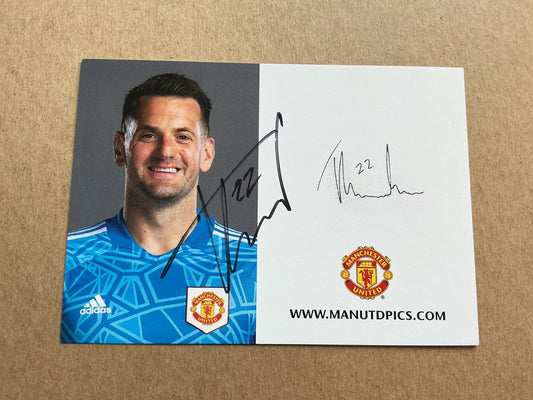 Tom Heaton, Great Britain 🇬🇧 Manchester United 2022/23 hand signed - Autographs-World