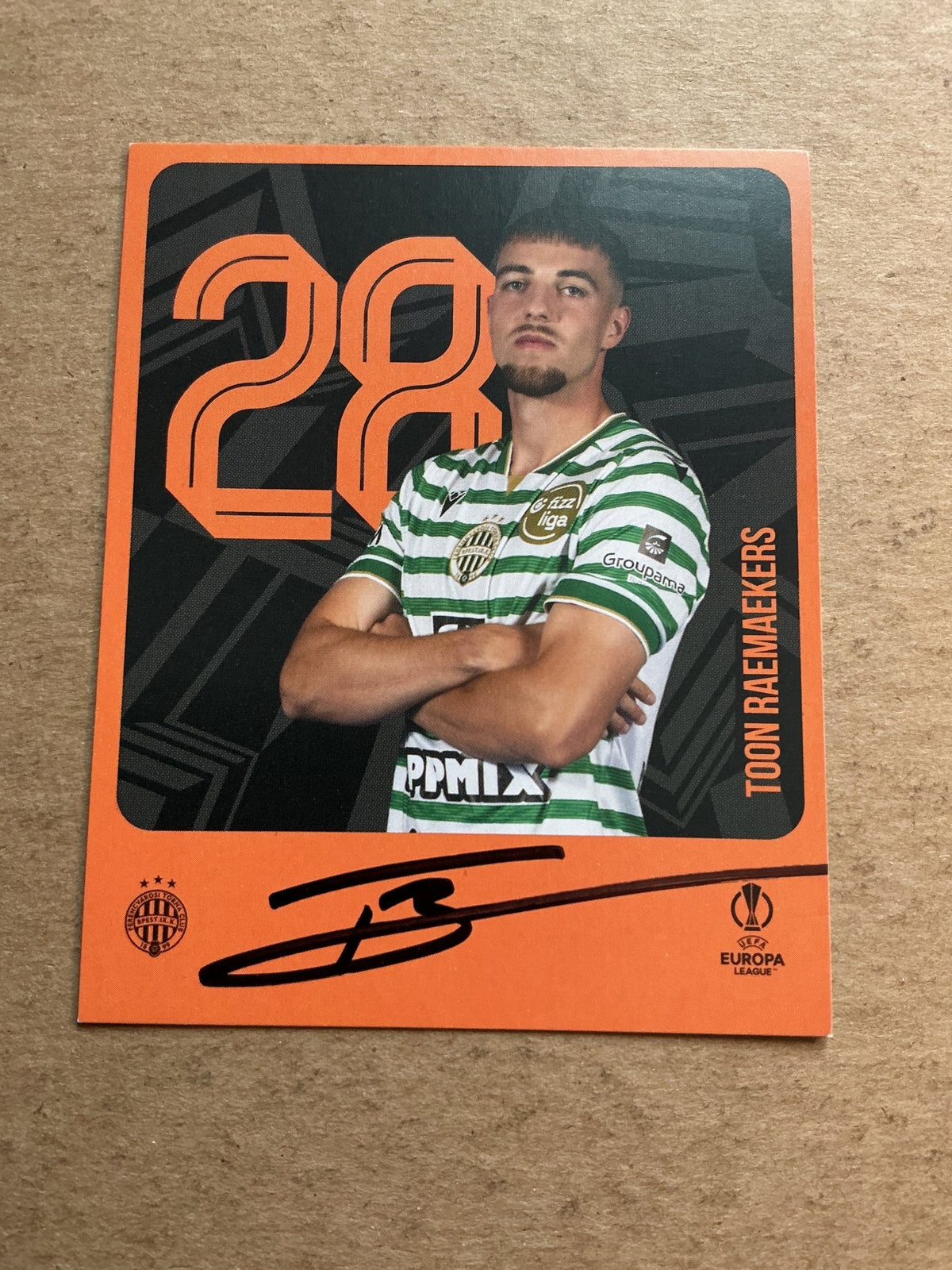 Toon Raemaekers, Belgium 🇧🇪 Ferencvaros 2025/26 hand signed - Autographs-World