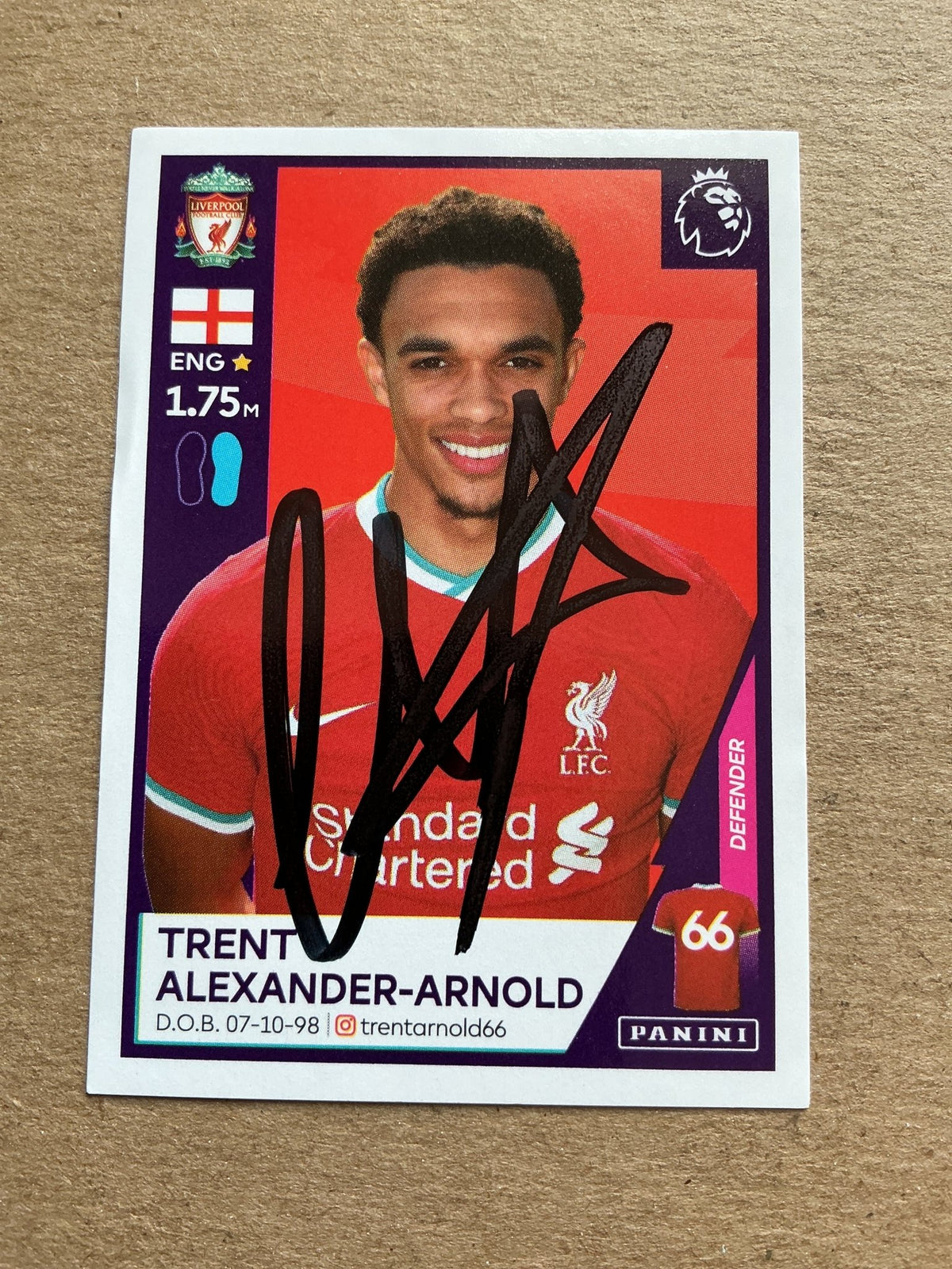 Trent Alexander-Arnold, England 🏴󠁧󠁢󠁥󠁮󠁧󠁿 Liverpool FC 2021 Panini hand signed - Autographs-World