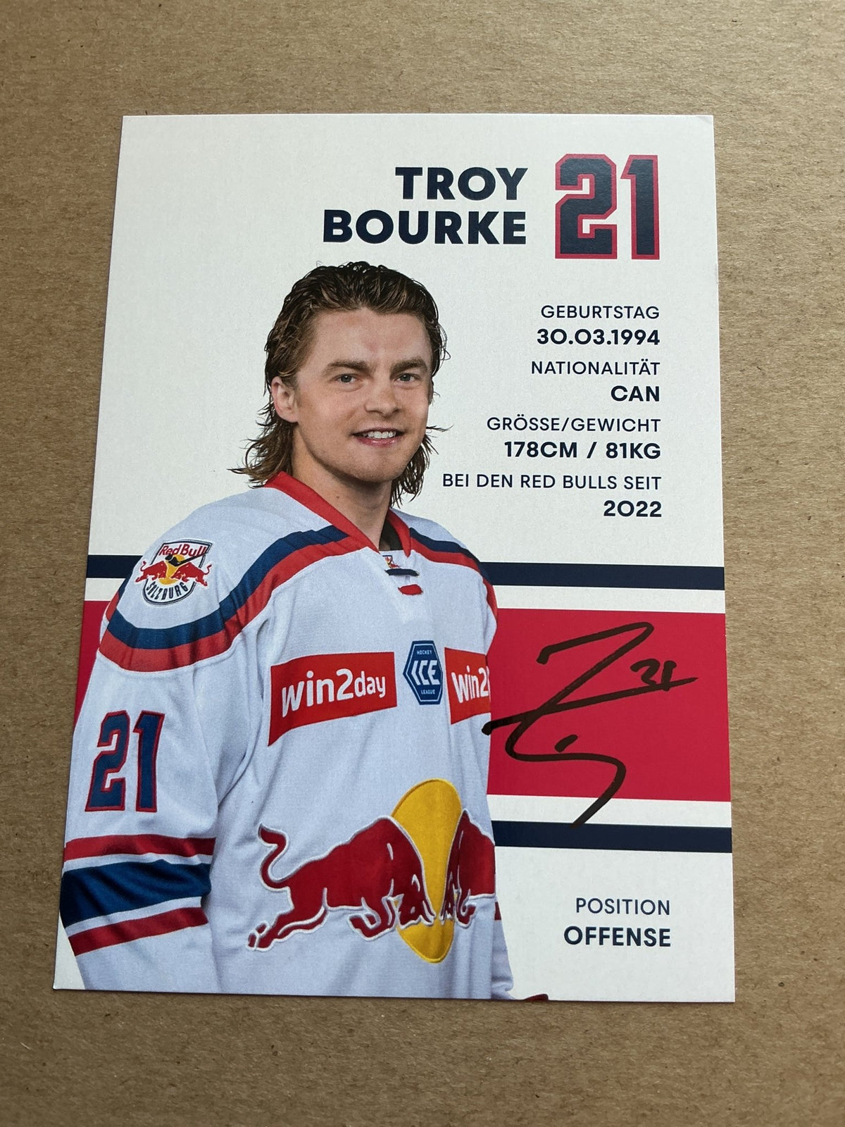 Troy Bourke, Canada 🇨🇦 EC Red Bull Salzburg 2024/25 hand signed - Autographs-World