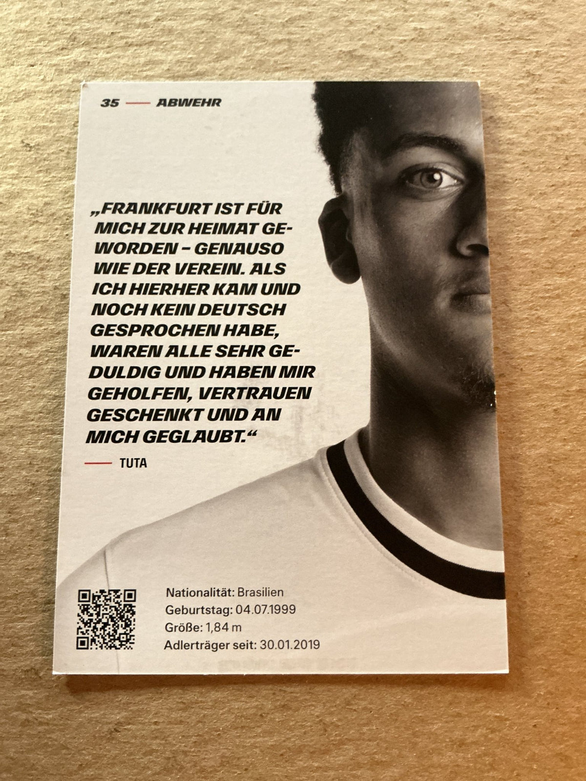 Tuta, Brazil 🇧🇷 Eintracht Frankfurt 2022/23 hand signed - Autographs-World