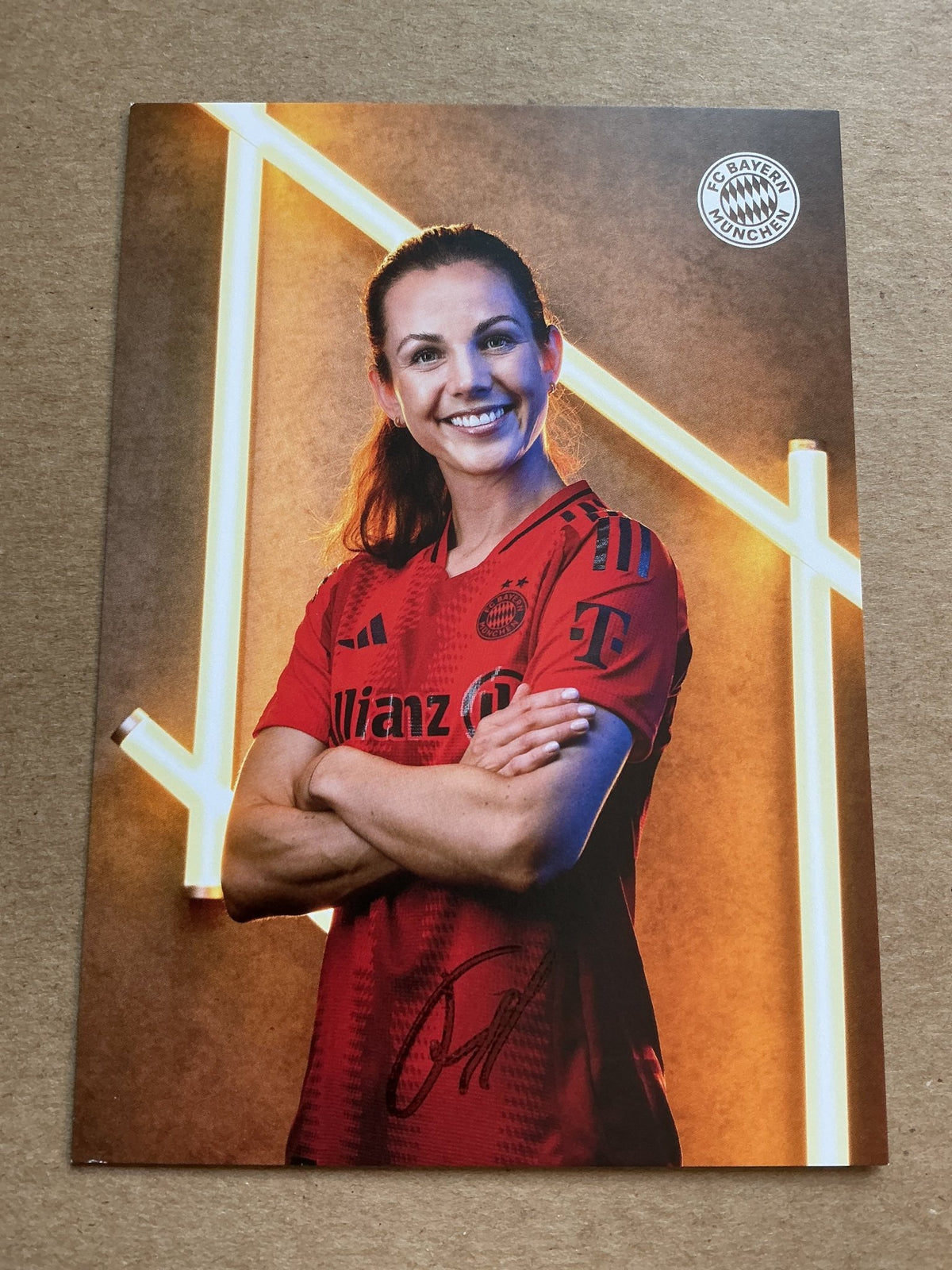 Tuva Hansen, Norway 🇳🇴 FC Bayern Munich 2024/25 hand signed - Autographs-World