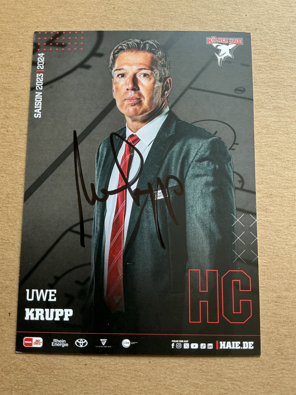 Uwe Krupp, Germany 🇩🇪 Kölner Haie 2023/24 hand signed - Autographs-World