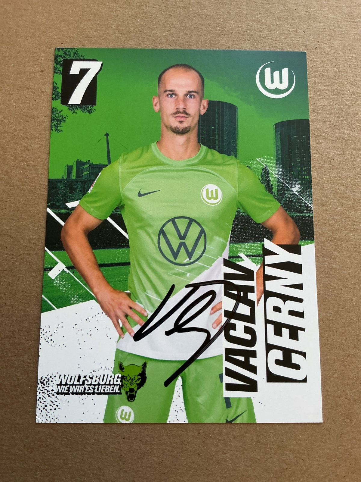 Vaclav Cerny, Czech Republic 🇨🇿 VfL Wolfsburg 2023/24 hand signed - Autographs-World