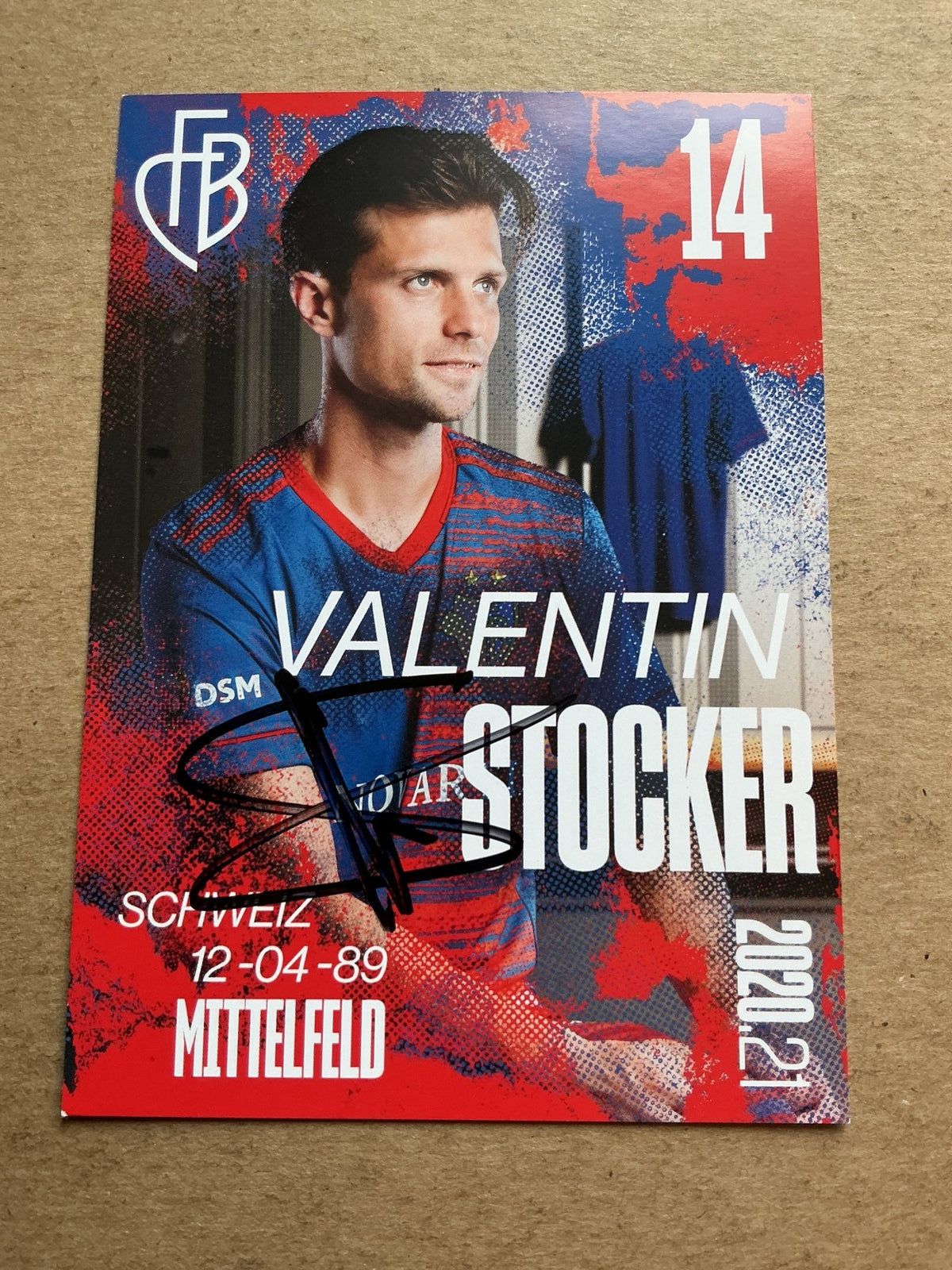 Valentin Stocker, Switzerland 🇨🇭 FC Basel 2020/21 hand signed - Autographs-World