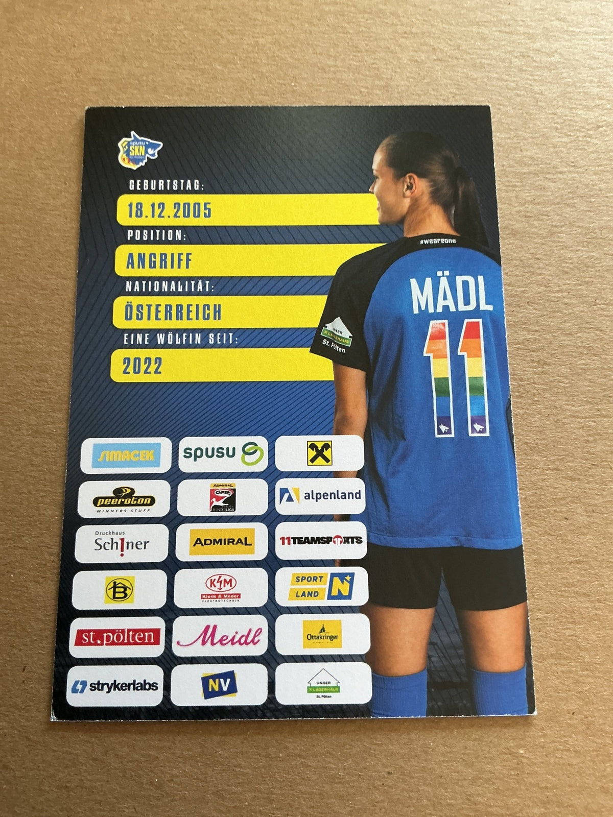 Valentina Mädl, Austria 🇦🇹 SKN St. Pölten 2023/24 hand signed - Autographs-World