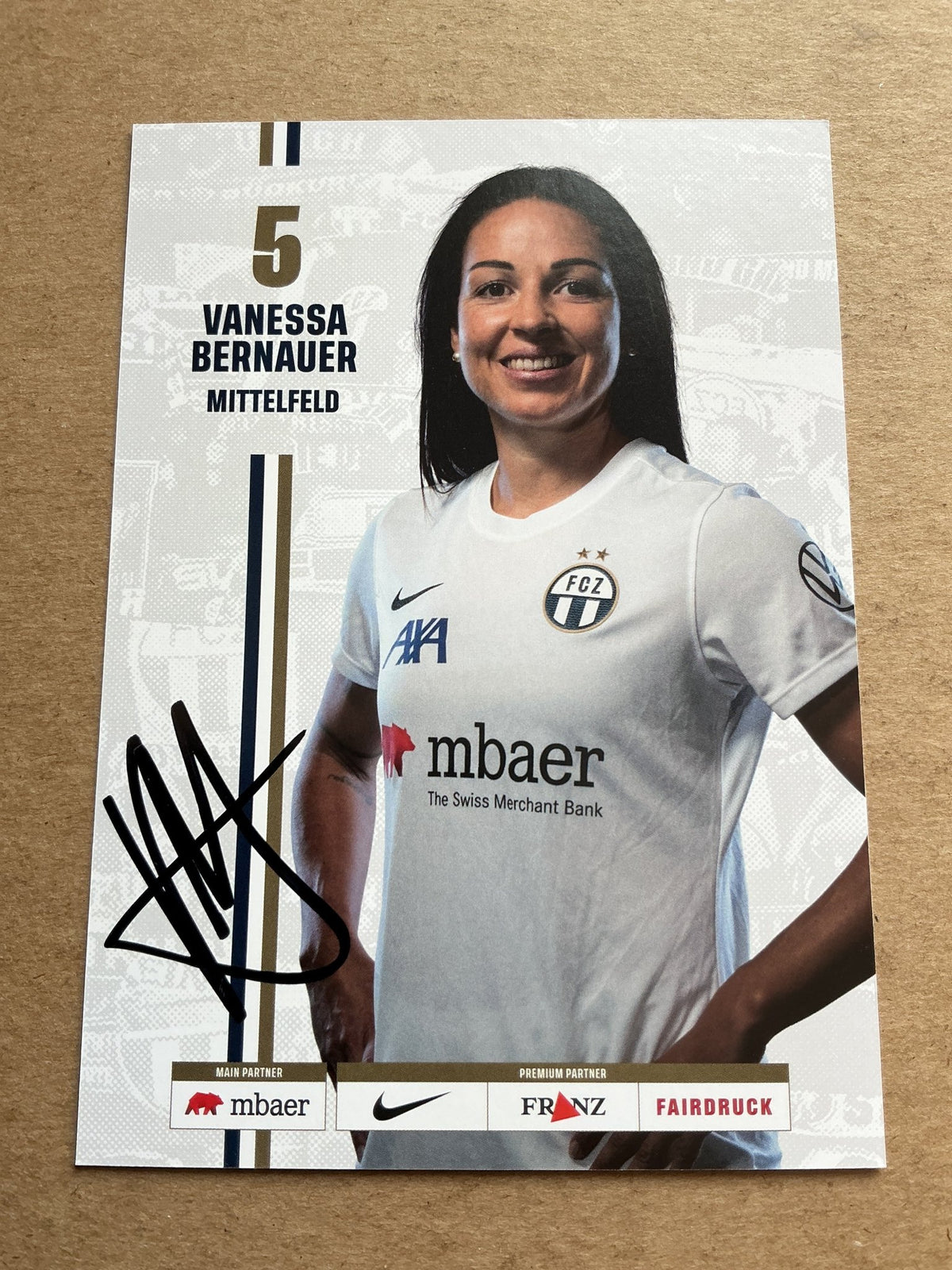 Vanessa Bernauer, Switzerland 🇨🇭 FC Zürich 2023/24 hand signed - Autographs-World