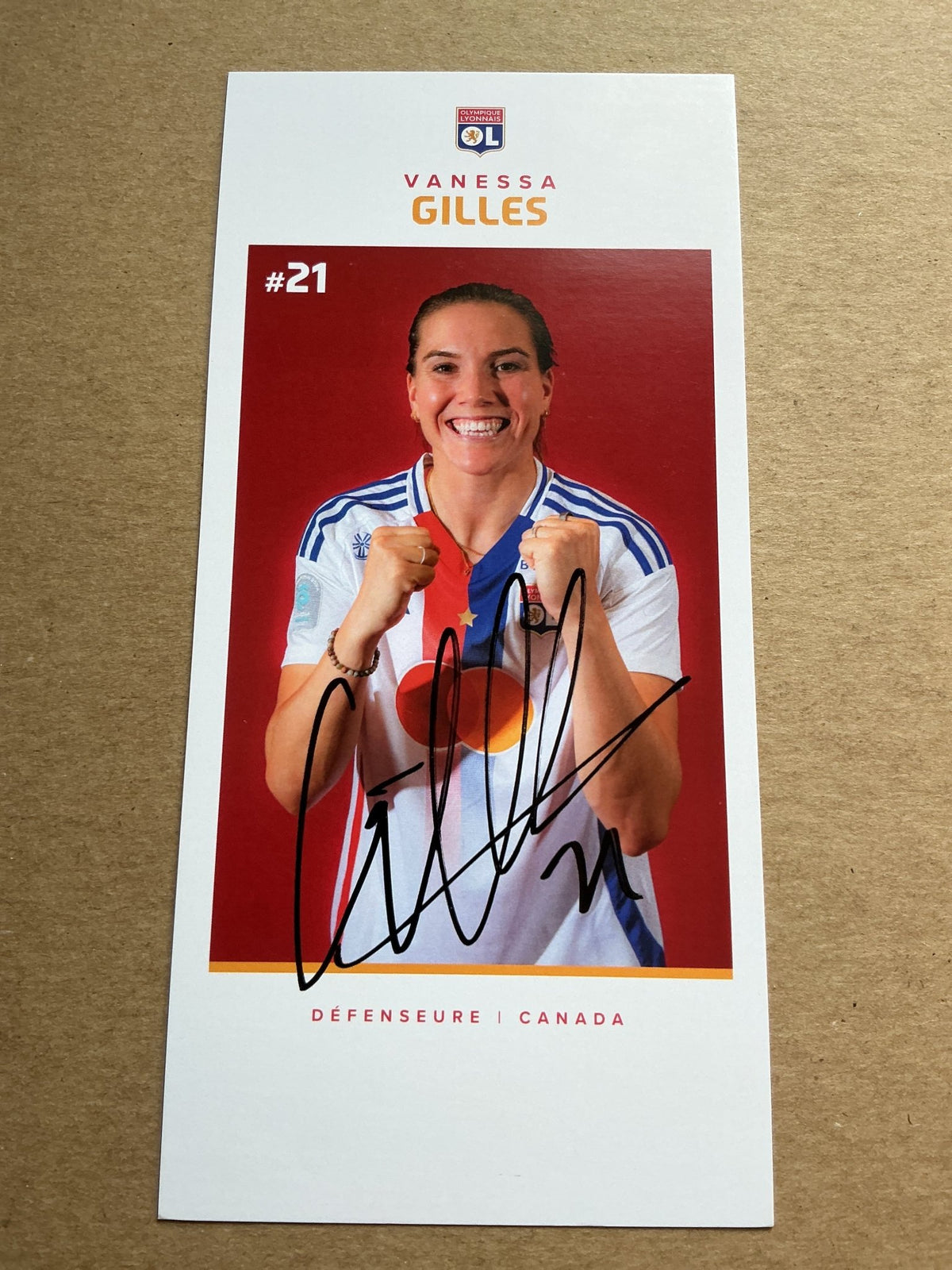 Vanessa Gilles, Canada 🇨🇦 Olympique Lyon 2024/25 hand signed - Autographs-World