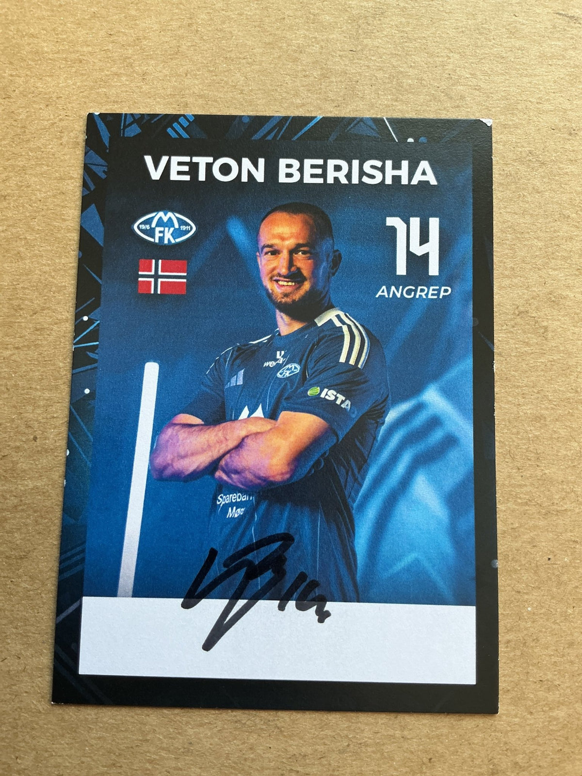 Veron Berisha, Norway 🇳🇴 Molde FK 2024/25 hand signed - Autographs-World