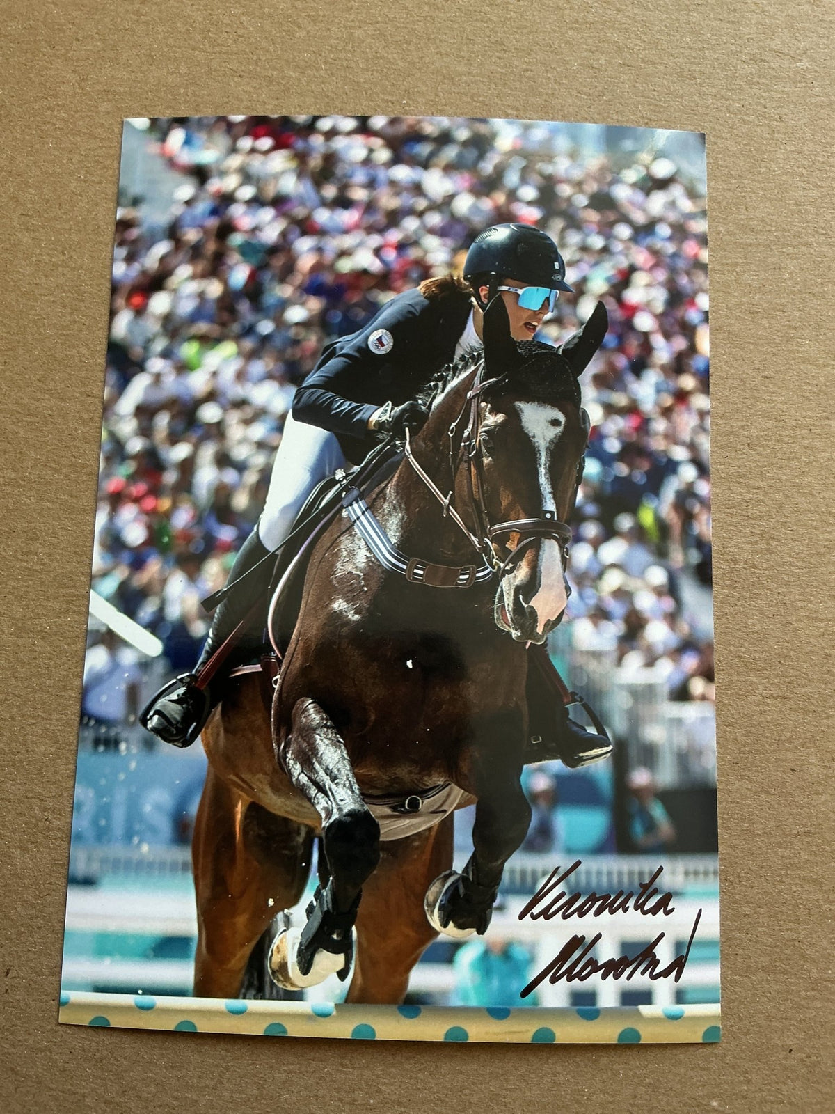 Veronika Novotna, Czech Republic 🇨🇿 Pentathlon Summer Olympics 2024 hand signed - Autographs-World