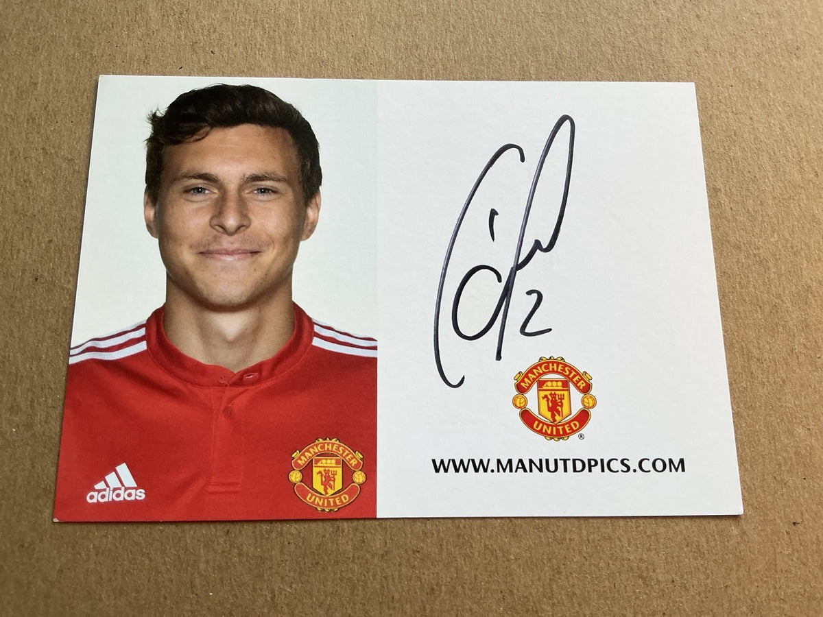 Victor Lindelöf, Sweden 🇸🇪 Manchester United 2017/18 hand signed - Autographs-World